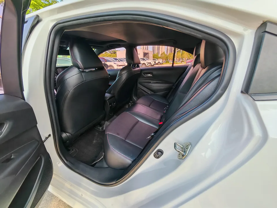 Toyota Levin Lei Ling 2022 185T CVT Sports Edition 2022 — thumbnail 3