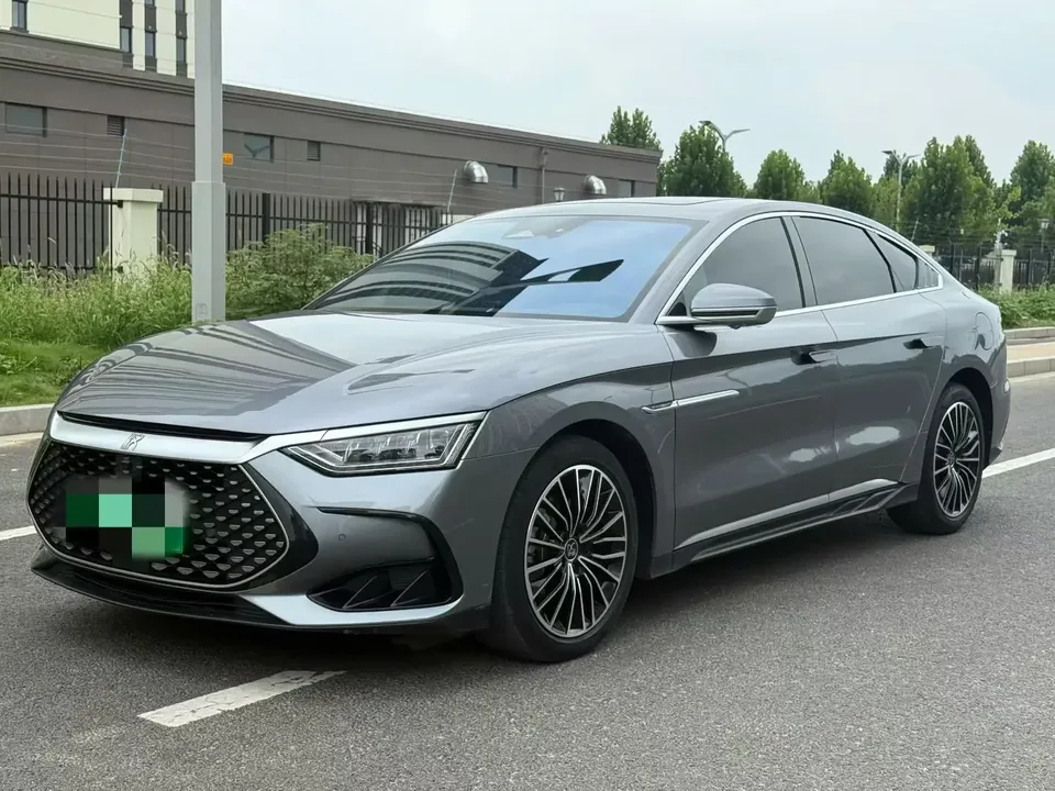 BYD Han DM Chinese DM 2022 DM-i 121KM Premium 2023 — photo 1, buy with delivery to Moscow