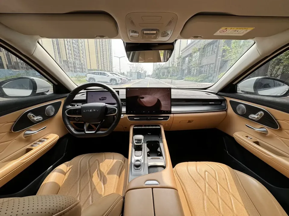 Chery Arrizo 8 PRO Arrizo 8 PRO 2025 1.6T DCT Luxury Model 2025 — thumbnail 2
