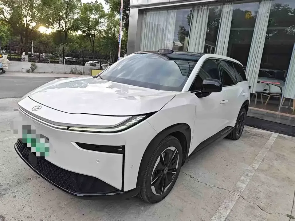 Toyota Bozhi 3X Bozhi 3X 2025 520 Pro+ LiDAR Edition 2025 — photo 1, buy with delivery to Moscow