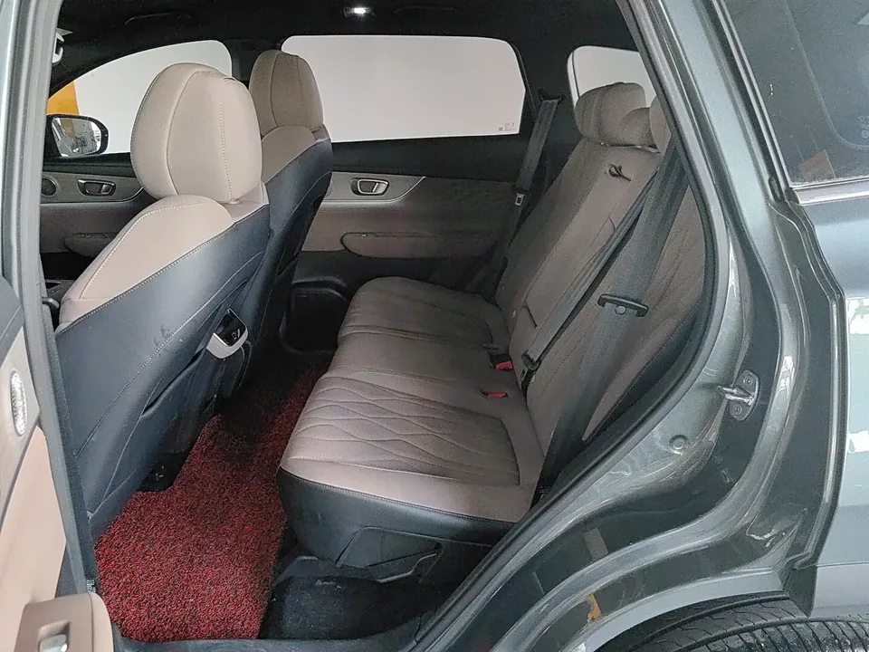 Chery Tiggo 8 PLUS Tiggo 8 PLUS 2025 Kunpeng 290TGDI DCT Premium 2024 — thumbnail 3
