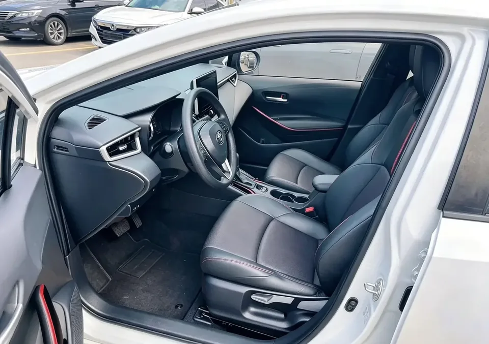 Toyota Levin Lei Ling 2022 Dual Engine 1.8H E-CVT Sports Edition 2022 — thumbnail 5