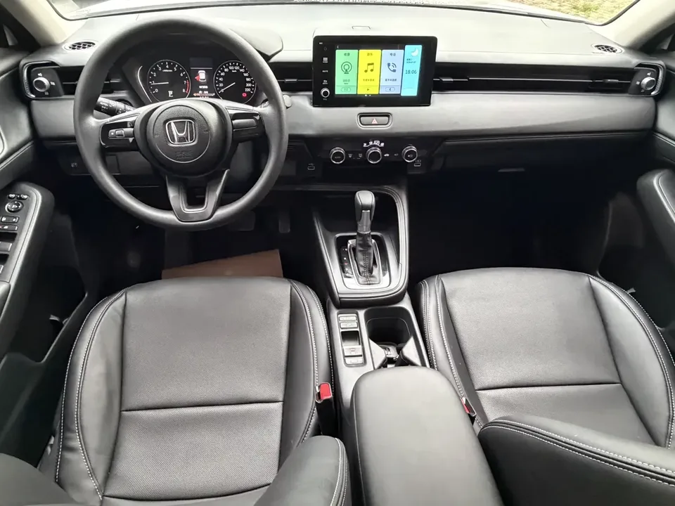 Honda VEZEL Binzhi 2023 1.5L CVT Elite Edition 2023 — thumbnail 3