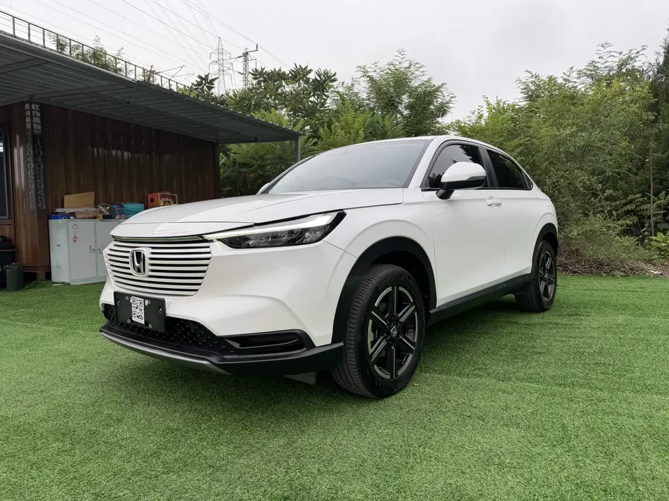 Honda VEZEL Binzhi 2023 1.5L CVT Elite Edition 2023 — photo 1, buy with delivery to Moscow