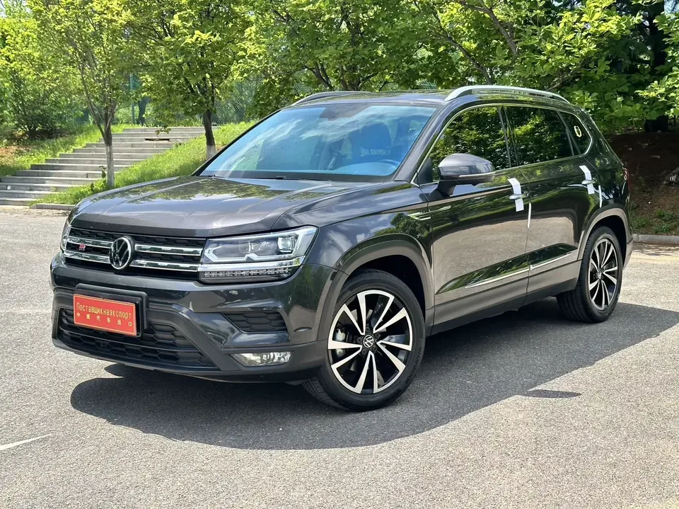 Volkswagen Tharu tuyue 2022 280TSI 2WD Deluxe Edition 2022 — фото 1, купить с доставкой в Москву