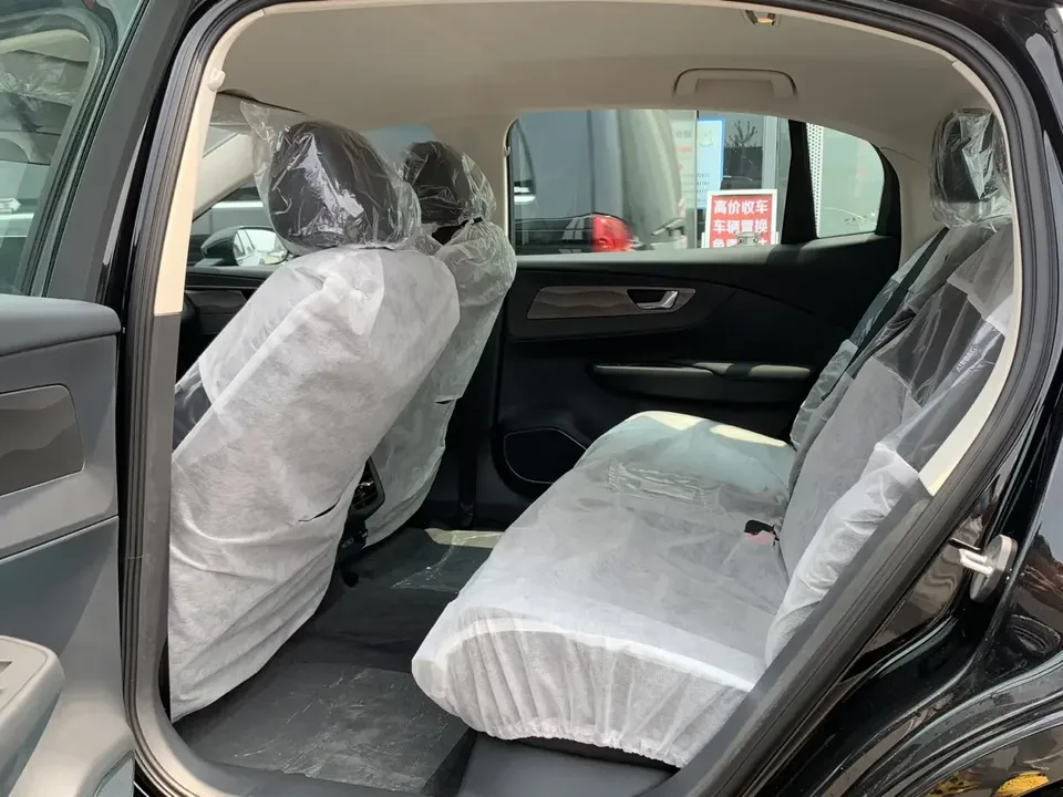 Hongqi E-QM5 Hongqi E-QM5 2021 Online Charging T3 Version 5 Seaters 2022 — thumbnail 4
