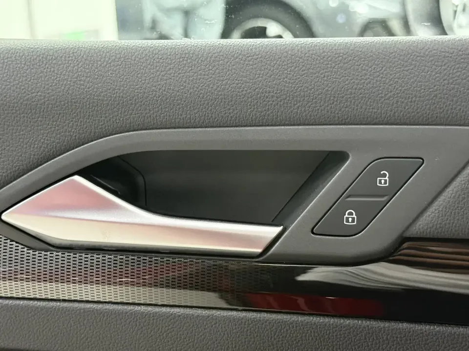 Volkswagen Golf golf 2022 280TSI DSG R-Line 2022 — миниатюра 4