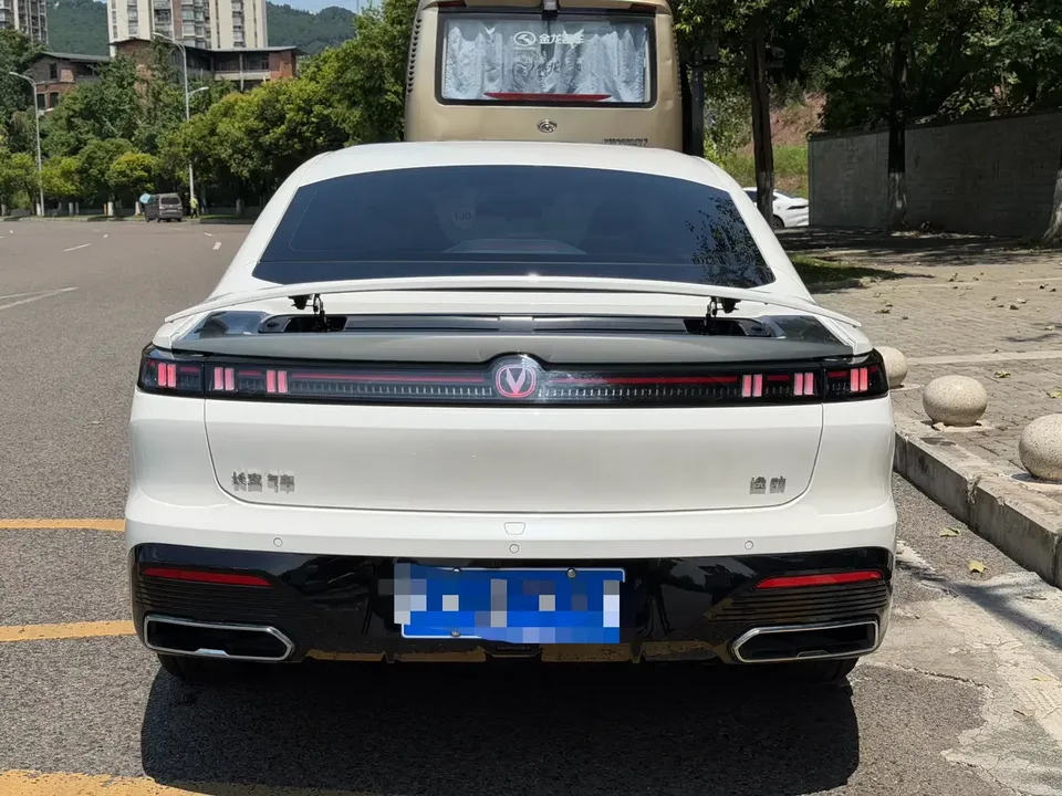 Changan Escape Escape 2026 Fourth-generation 1.5T DCT 500Bar Smart Edition 2025 — thumbnail 2