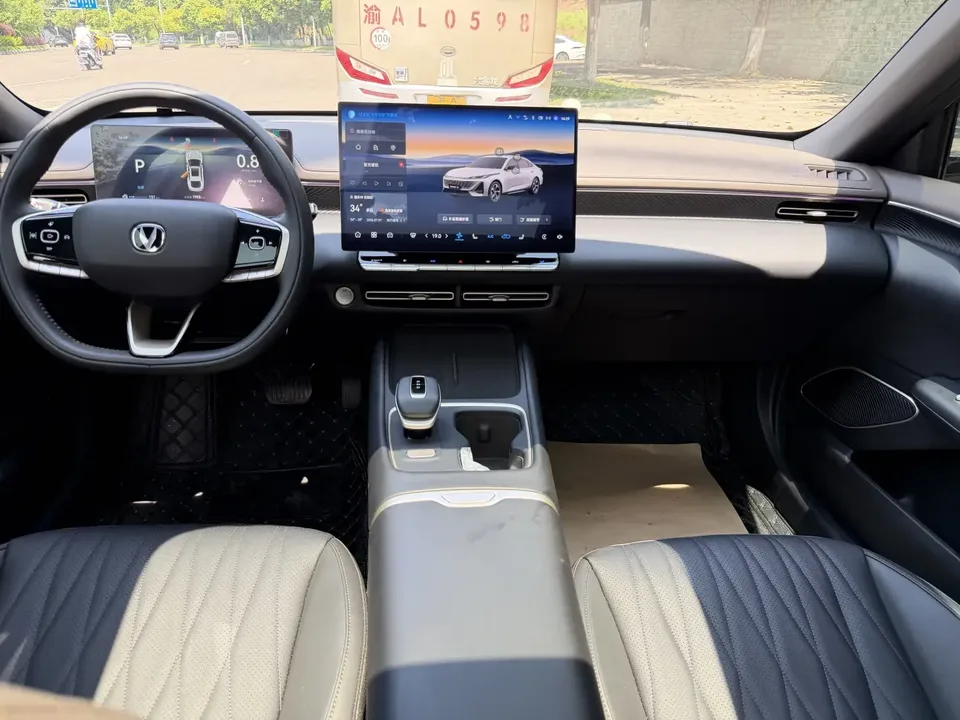 Changan Escape Escape 2026 Fourth-generation 1.5T DCT 500Bar Smart Edition 2025 — thumbnail 5