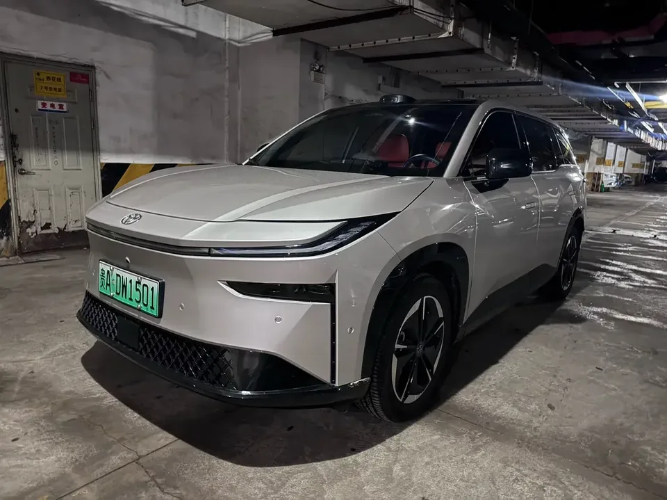 Toyota Bozhi 3X Bozhi 3X 2025 520 Pro LiDAR Edition 2025 — photo 1, buy with delivery to Moscow