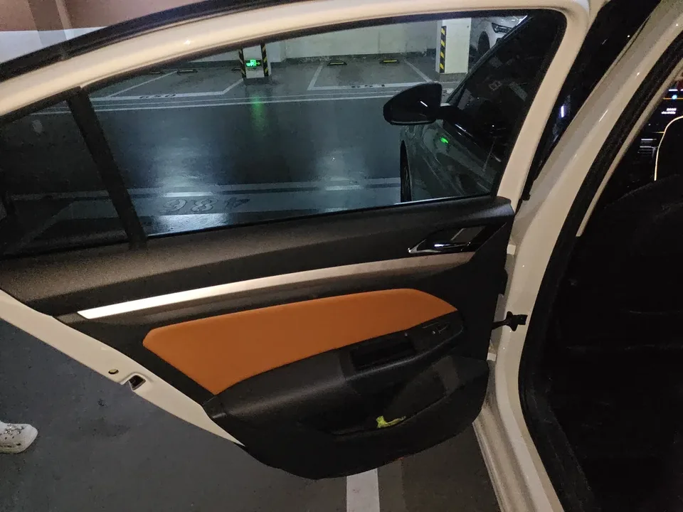 Volkswagen Bora Bora 2023 200TSI DSG Joy Travel PRO Edition 2023 — thumbnail 5