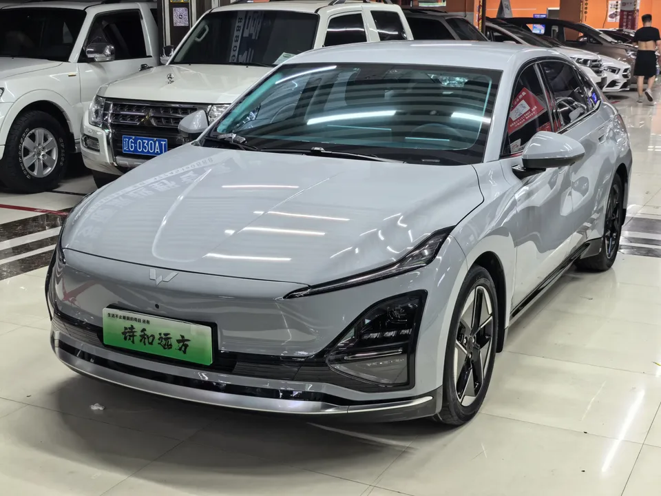 Wuling Starlight EV Wuling Starlight EV 2024 Co-creation version 510 advanced version 2024 — photo 1, buy with delivery to Moscow
