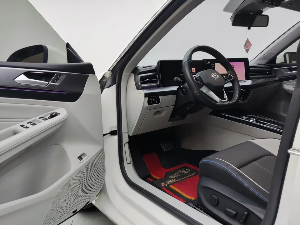 Volkswagen Lamando Lingdu 2022 Lingdu L 280TSI DSG Cool Edition 2022 — thumbnail 5