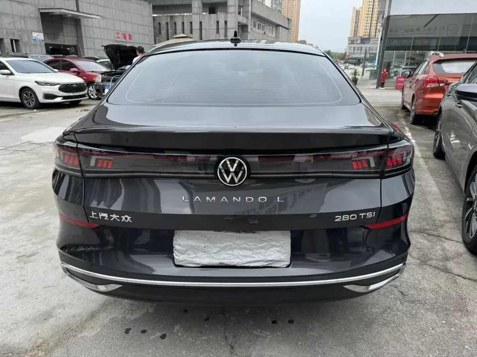 Volkswagen Lamando Lingdu 2022 Lingdu L 280TSI DSG Cool Edition 2022 — миниатюра 2