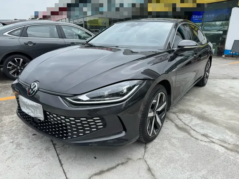 Volkswagen Lamando Lingdu 2022 Lingdu L 280TSI DSG Cool Edition 2022 — фото 1, купить с доставкой в Москву