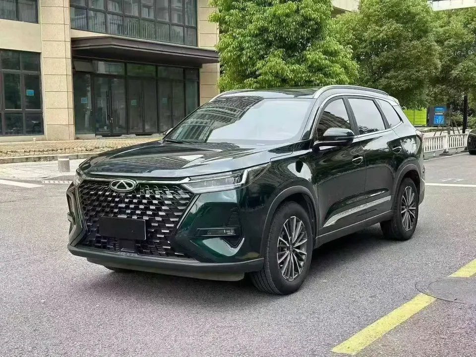 Chery Tiggo 8 Pro Tiggo 8 PRO 2024 Champion Edition 290T 2WD Peak Edition 7 Seaters 2024 — photo 1, buy with delivery to Moscow