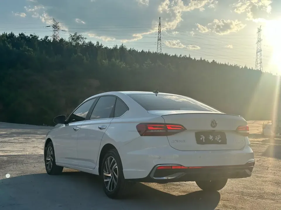 Volkswagen Lavida Lavida 2023 280TSI DSG Starry Sky Forever Edition 2023 — миниатюра 4
