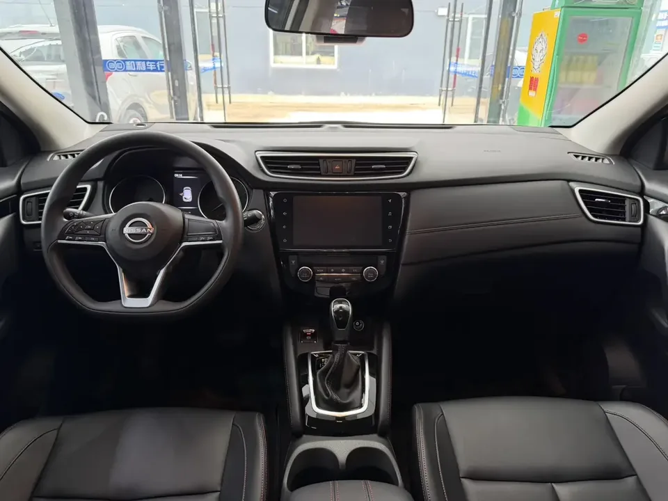 Nissan Qashqai Qashqai 2023 Classic 2.0L Comfort Edition 2024 — thumbnail 4