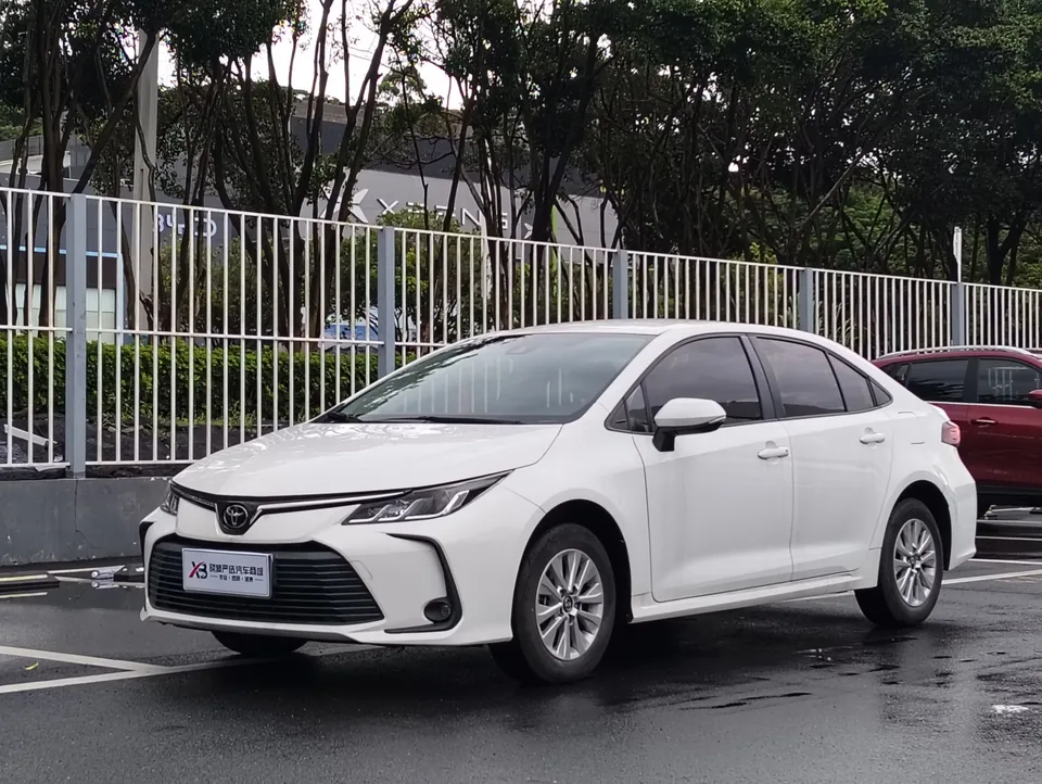 Toyota Corolla Corolla 2022 1.2T S-CVT Pioneer PLUS Edition 2022 — photo 1, buy with delivery to Moscow