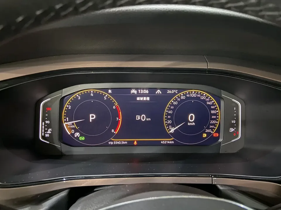 Volkswagen Tharu tuyue 2022 280TSI 2WD Deluxe Edition 2022 — миниатюра 5