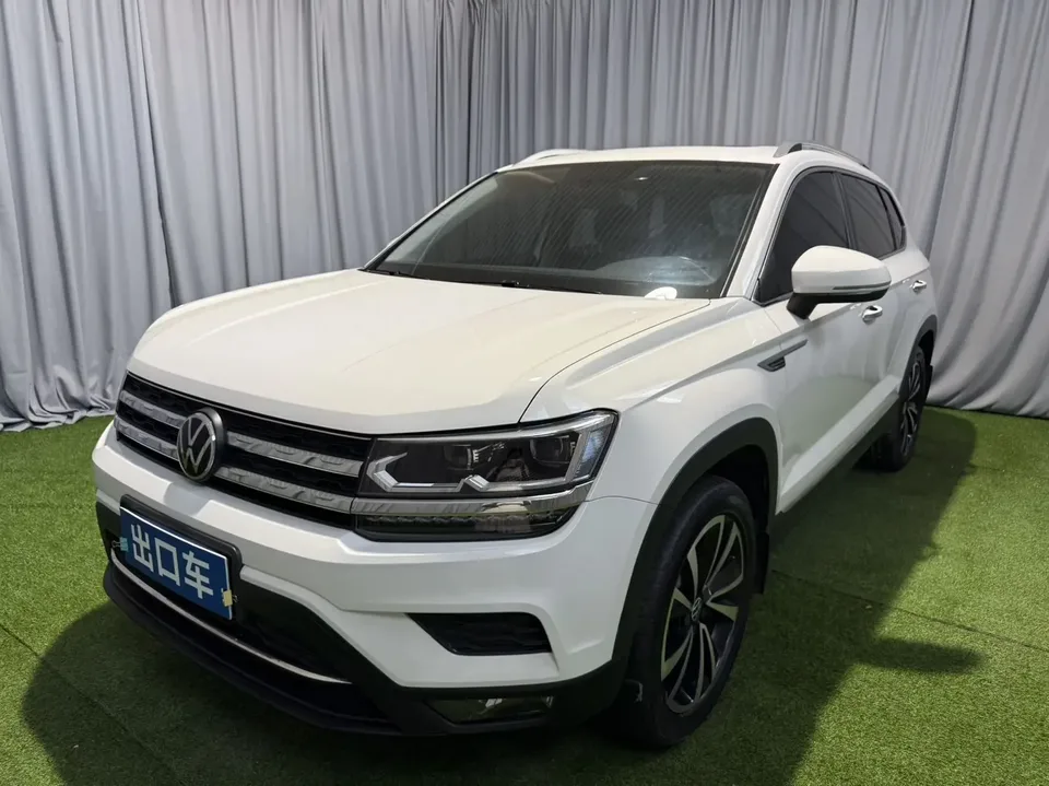 Volkswagen Tharu tuyue 2022 280TSI 2WD Deluxe Edition 2022 — photo 1, buy with delivery to Moscow