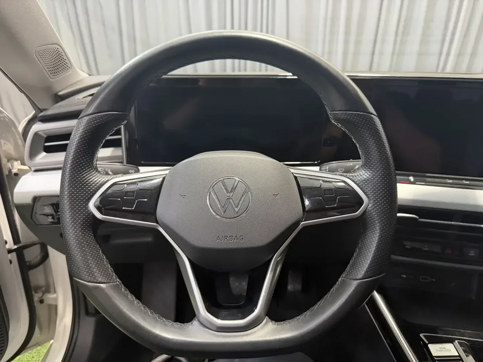 Volkswagen Lamando Lingdu 2022 Lingdu L 280TSI DSG Cool Edition 2022 — thumbnail 4