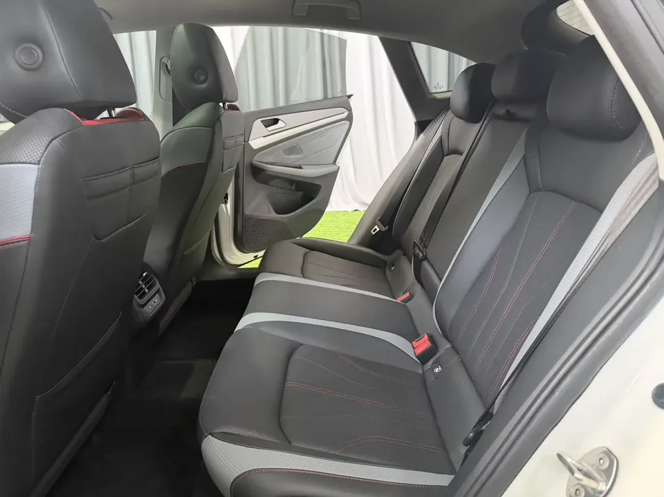 Volkswagen Lamando Lingdu 2022 Lingdu L 280TSI DSG Cool Edition 2022 — thumbnail 5