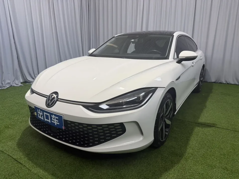 Volkswagen Lamando Lingdu 2022 Lingdu L 280TSI DSG Cool Edition 2022 — photo 1, buy with delivery to Moscow