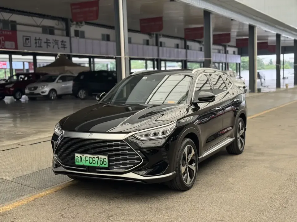 BYD Song PLUS DM Song PLUS DM 2021 DM-i 110KM 2WD Flagship PLUS 2023 — photo 1, buy with delivery to Moscow