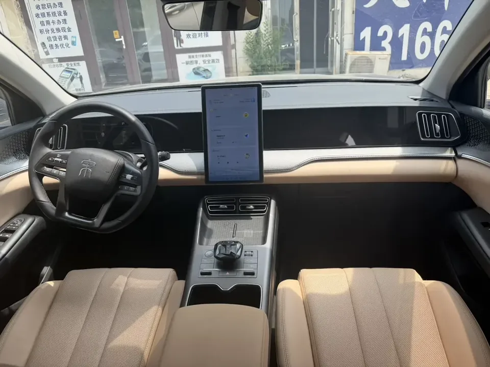 BYD Song Pro DM Song Pro DM 2025 Second generation intelligent driving version DM-i 75KM leading model 2025 — thumbnail 5