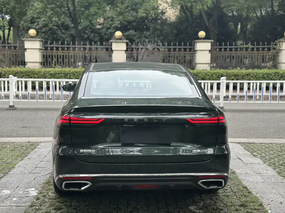 Geely Emgrand emgrand 2026 5th Generation 1.5T DCT Flagship Model 2025 — thumbnail 2