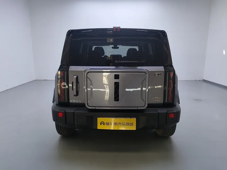 iCAR 03 iCAR 03 2024 Two-wheel drive long-range version 2024 — thumbnail 2