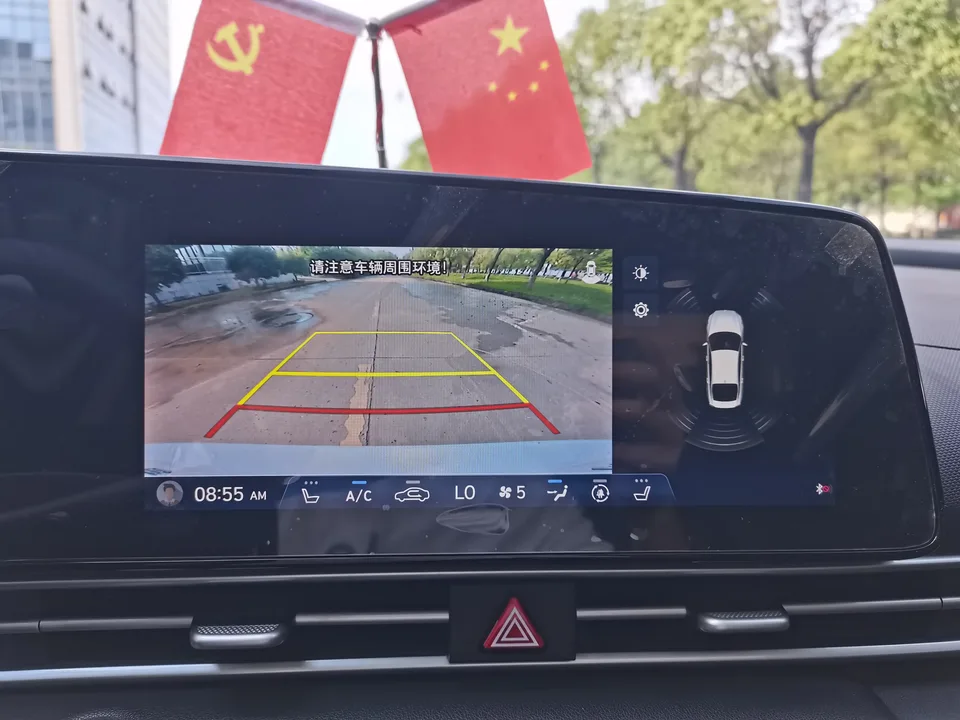 Hyundai Elantra Elantra 2022 1.5L CVT LUX Premium Edition 2023 — thumbnail 3