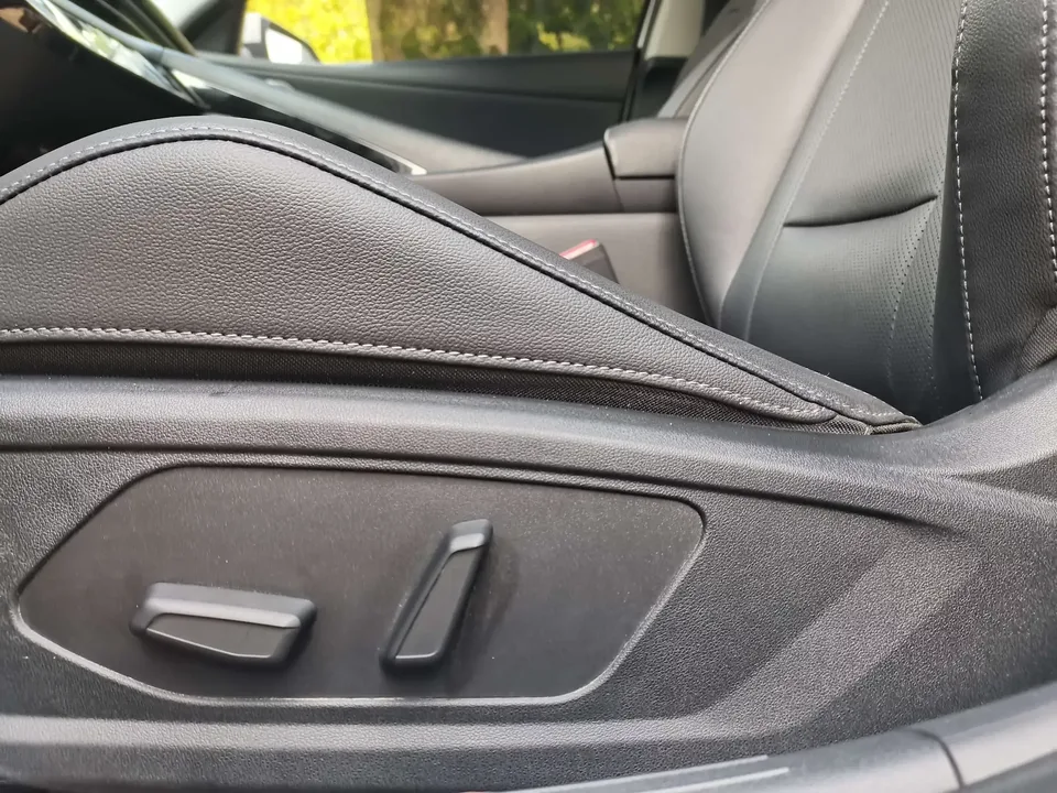 Hyundai Elantra Elantra 2022 1.5L CVT LUX Premium Edition 2023 — thumbnail 4