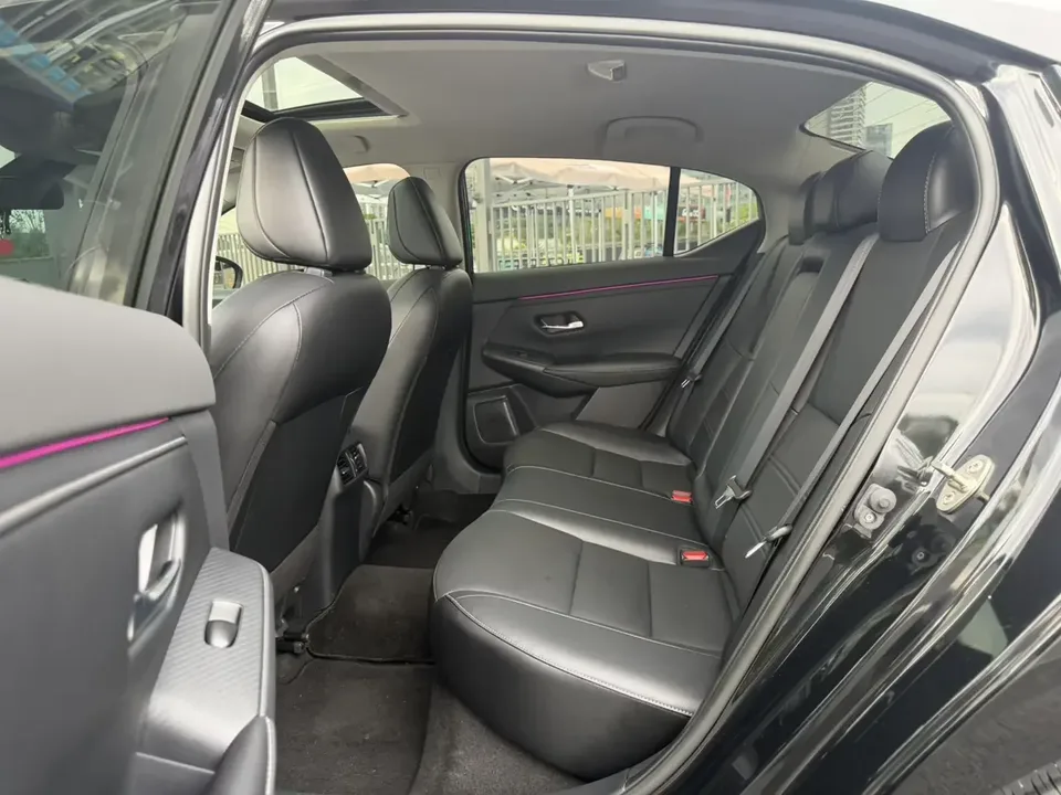 Nissan Sylphy Sylphy 2022 1.6L XL CVT Enjoy Edition 2023 — thumbnail 5