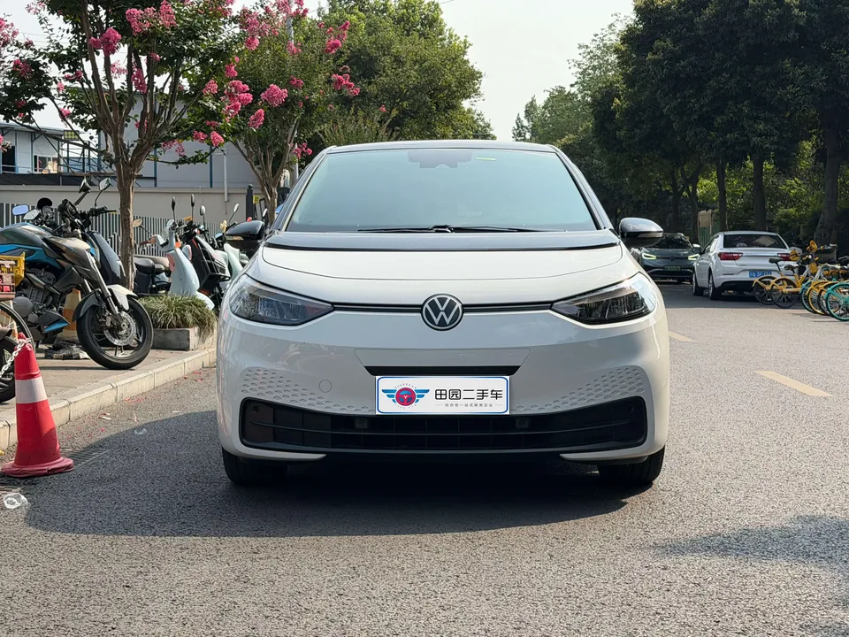 Volkswagen ID.3 Volkswagen ID.3 2024 Extreme Edition 2024 — photo 1, buy with delivery to Moscow