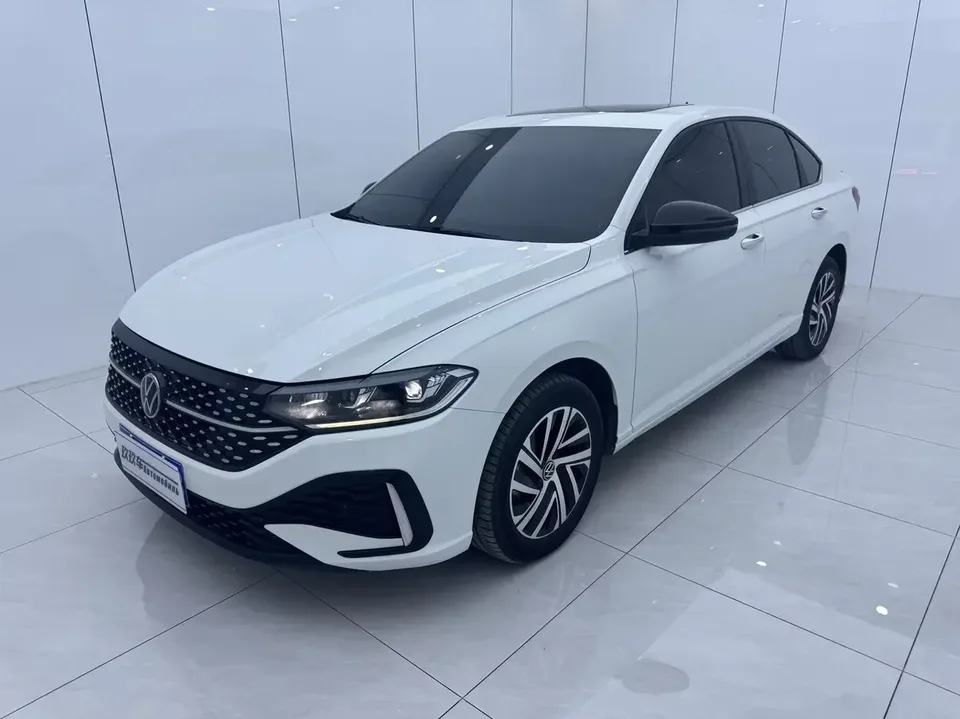 Volkswagen Lavida Lavida 2023 280TSI DSG Starry Sky Edition 2023 — photo 1, buy with delivery to Moscow