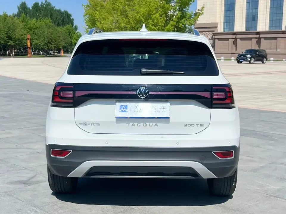 Volkswagen Explore the shadows Explore the shadows 2023 200TSI DSG Joy Smart Edition 2025 — thumbnail 2