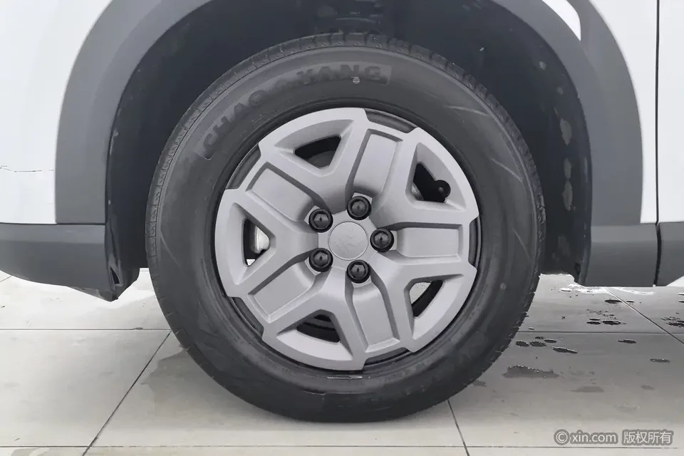 BYD Yuan Up Yuan UP 2024 401KM Vitality 2024 — thumbnail 3