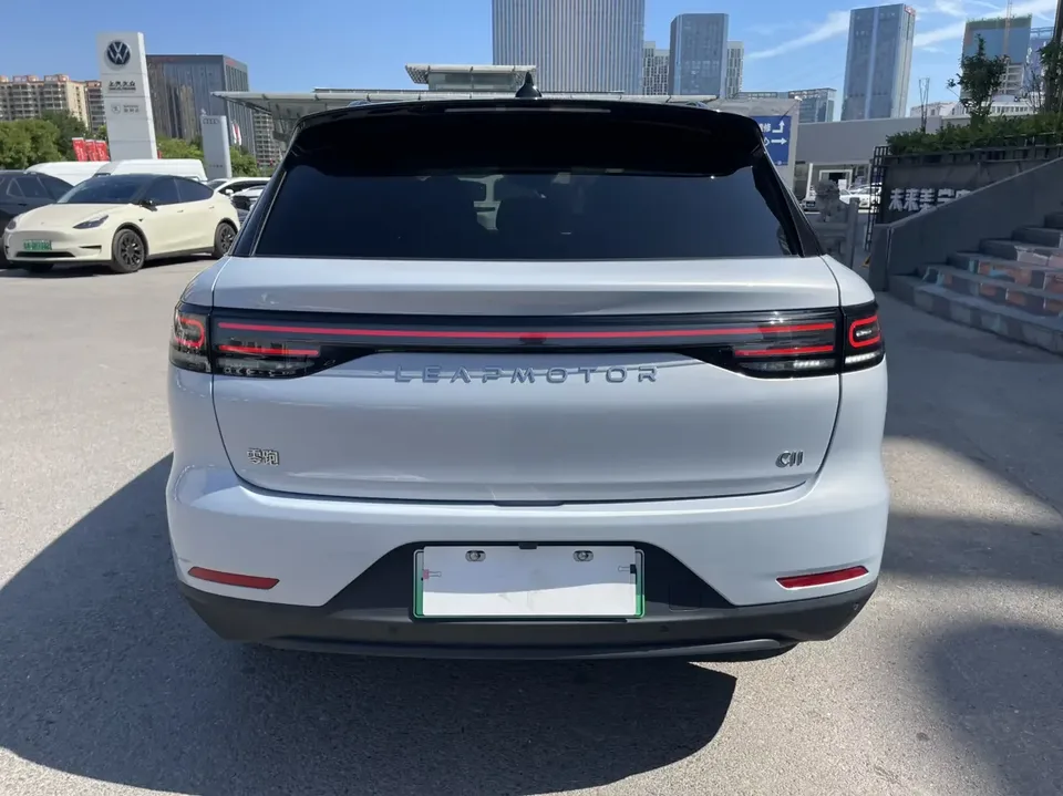 Leapmotor Zero running C11 Zero running C11 2023 Extended Range 180 Comfort Edition 2023 — thumbnail 2
