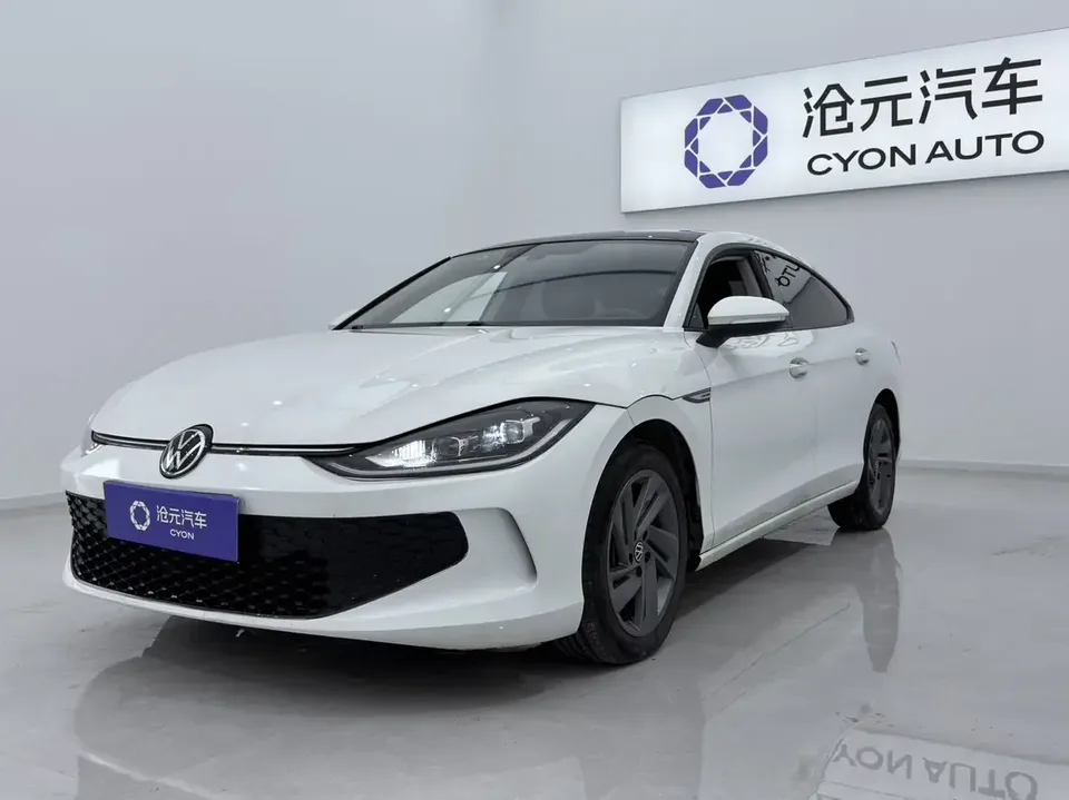 Volkswagen Lamando Lingdu 2024 Lingdu L 200TSI DSG Hot Edition 2024 — photo 1, buy with delivery to Moscow