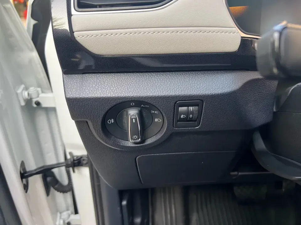 Volkswagen Tharu tuyue 2026 New 300TSI Sharp Edition 2025 — миниатюра 4