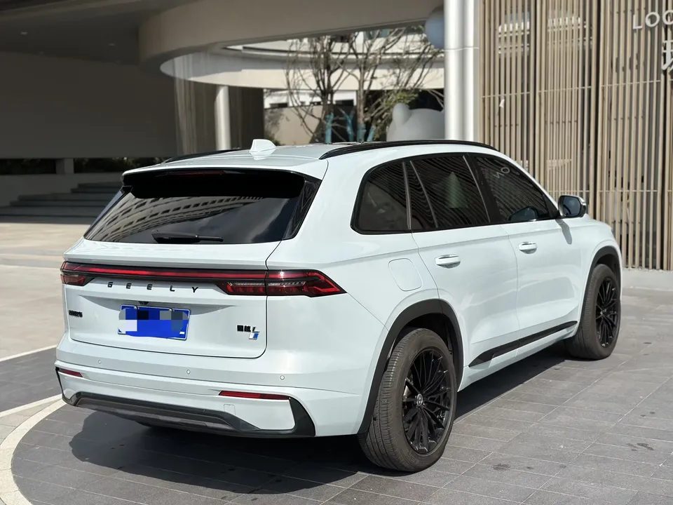 Geely Monjaro Xingyue L 2022 1.5T Leishen HiF Hybrid Edition Super Rui 2022 — thumbnail 2