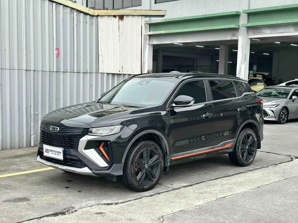Geely Atlas Boyue 2022 Boyue X 1.8TD DCT Intelligent Edition 2022 — photo 1, buy with delivery to Moscow