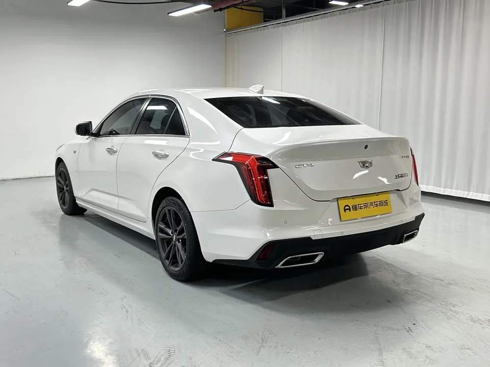 Cadillac CT4 Cadillac CT4 2023 25T Deluxe 2024 — thumbnail 2