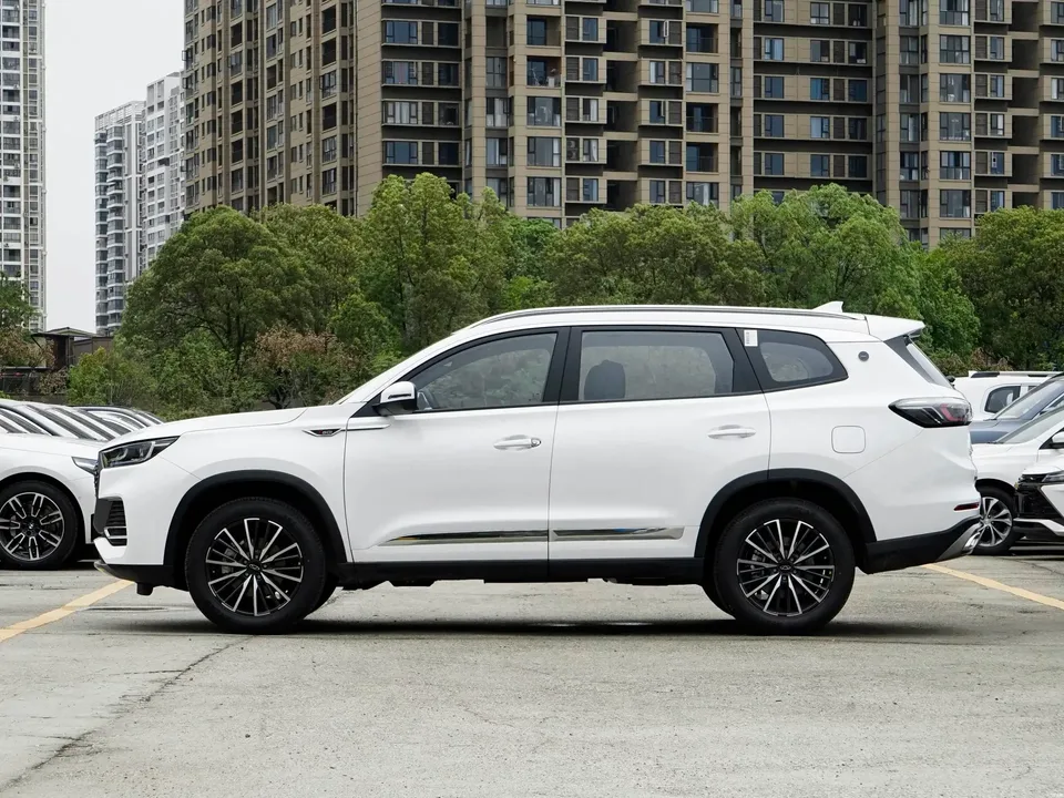Chery Tiggo 8 PLUS Tiggo 8 PLUS 2024 Champion Edition Kunpeng 290TGDI DCT Haoyue Edition 5 Seaters 2024 — thumbnail 4