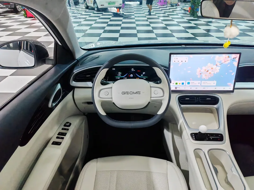 Geely Star Wish Star Wish 2025 310km Dream Edition 2025 — thumbnail 4