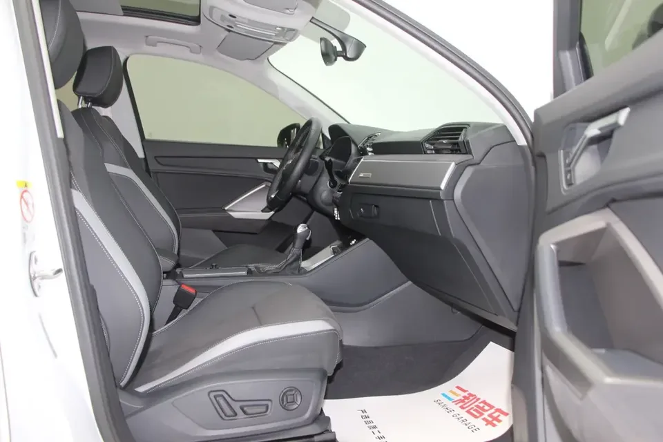 Audi Q3 Audi Q3 2022 35 TFSI Progressive Dynamic 2022 — миниатюра 3
