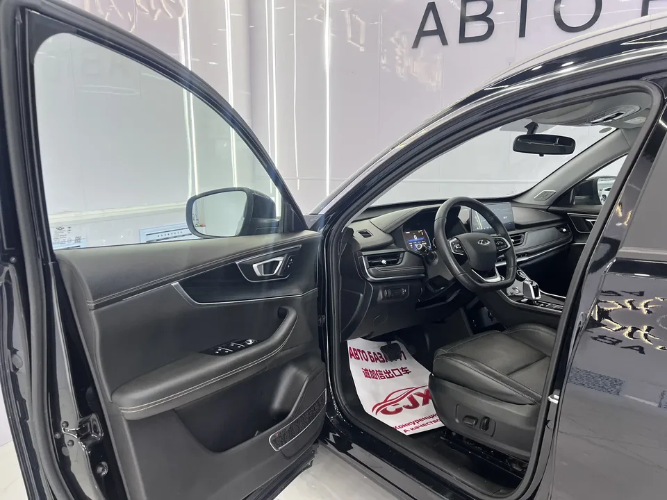 Chery Tiggo 8 Tiggo 8 2022 1.5TCI Automatic Special Edition 5 Seaters 2023 — thumbnail 5