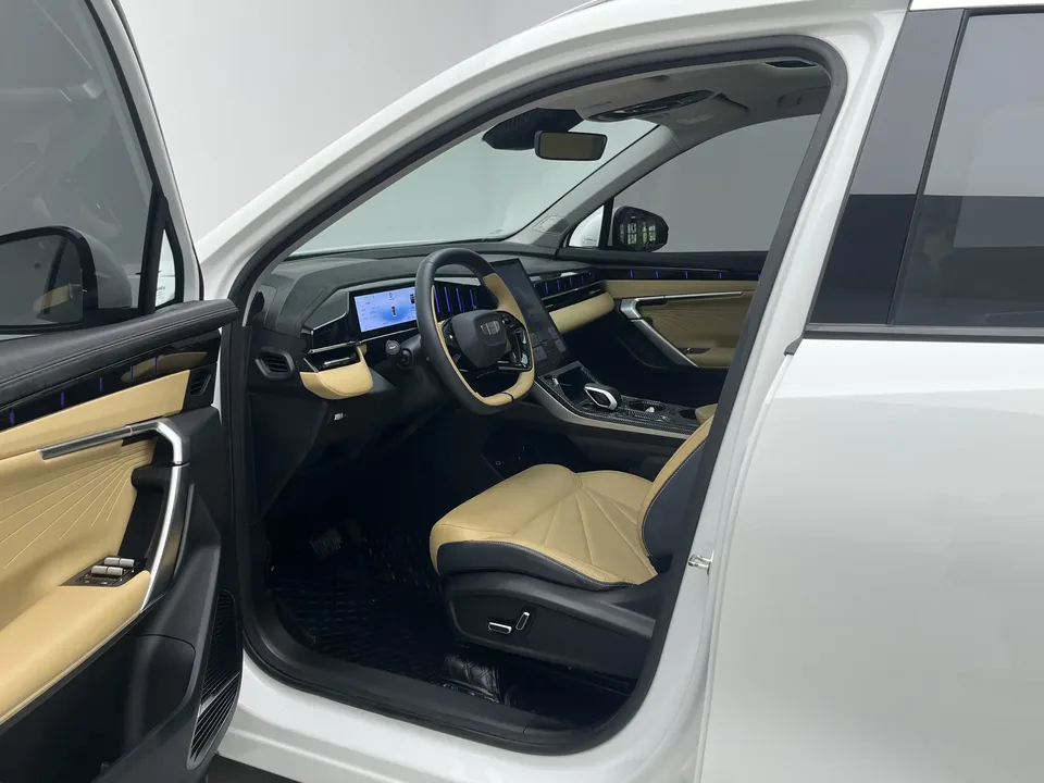 Geely Atlas L Boyue L 2023 1.5TD DCT Premium 2023 — thumbnail 5